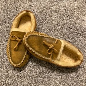 LL Bean slippers